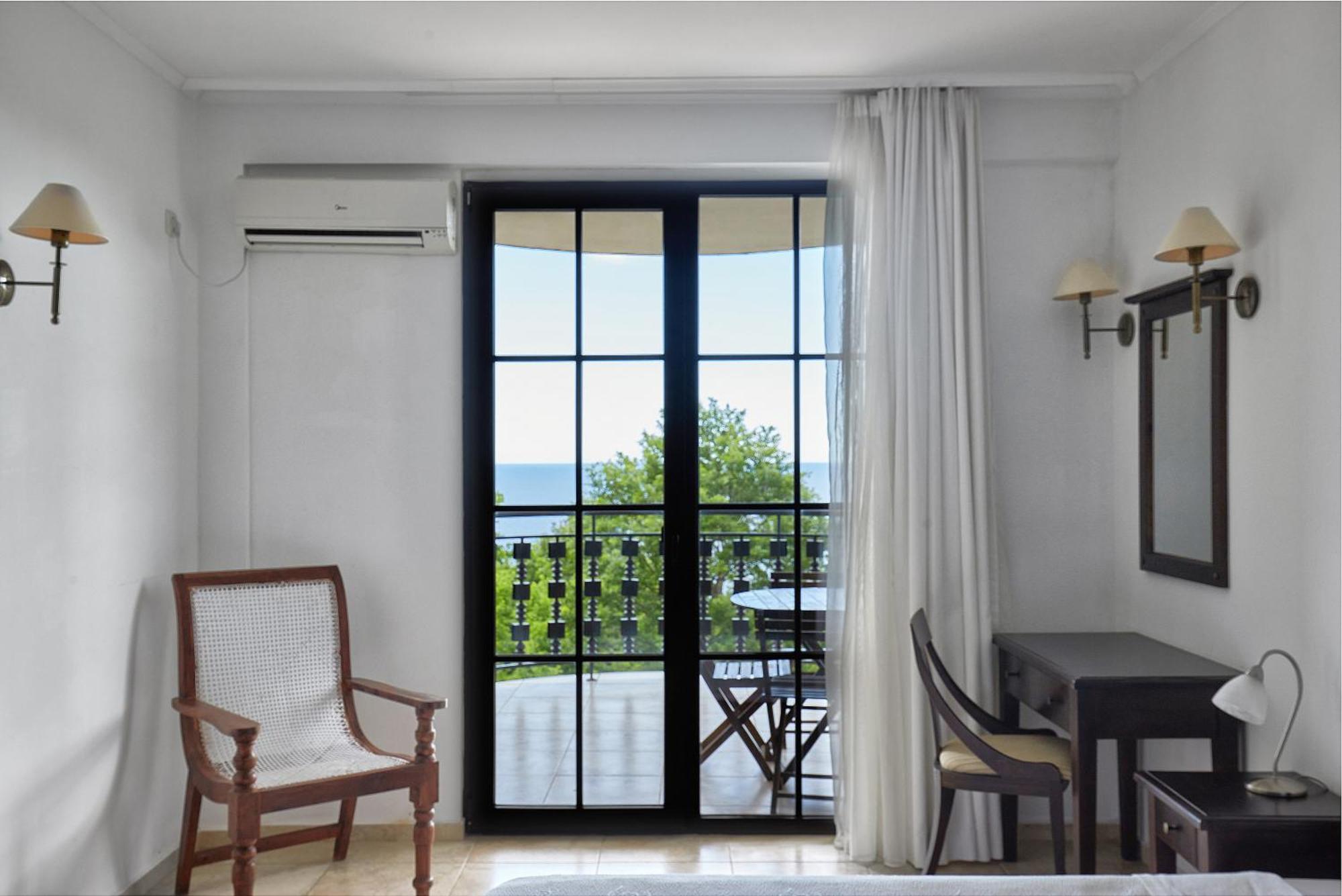 The Cliff Obzor Bay Holiday Apartments And Hotel By Flat Mаnаger Exteriör bild